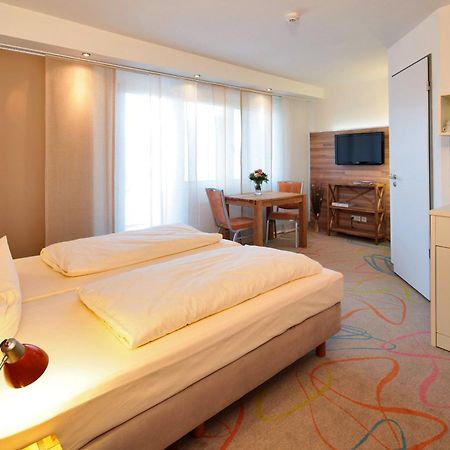 Petul Apart Hotel City Garden إسن المظهر الخارجي الصورة