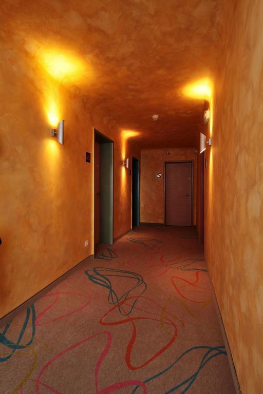 Petul Apart Hotel City Garden إسن المظهر الخارجي الصورة