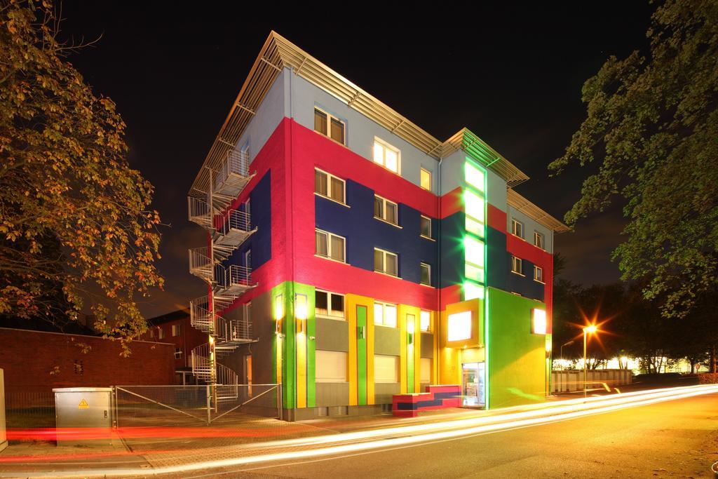 Petul Apart Hotel City Garden إسن المظهر الخارجي الصورة