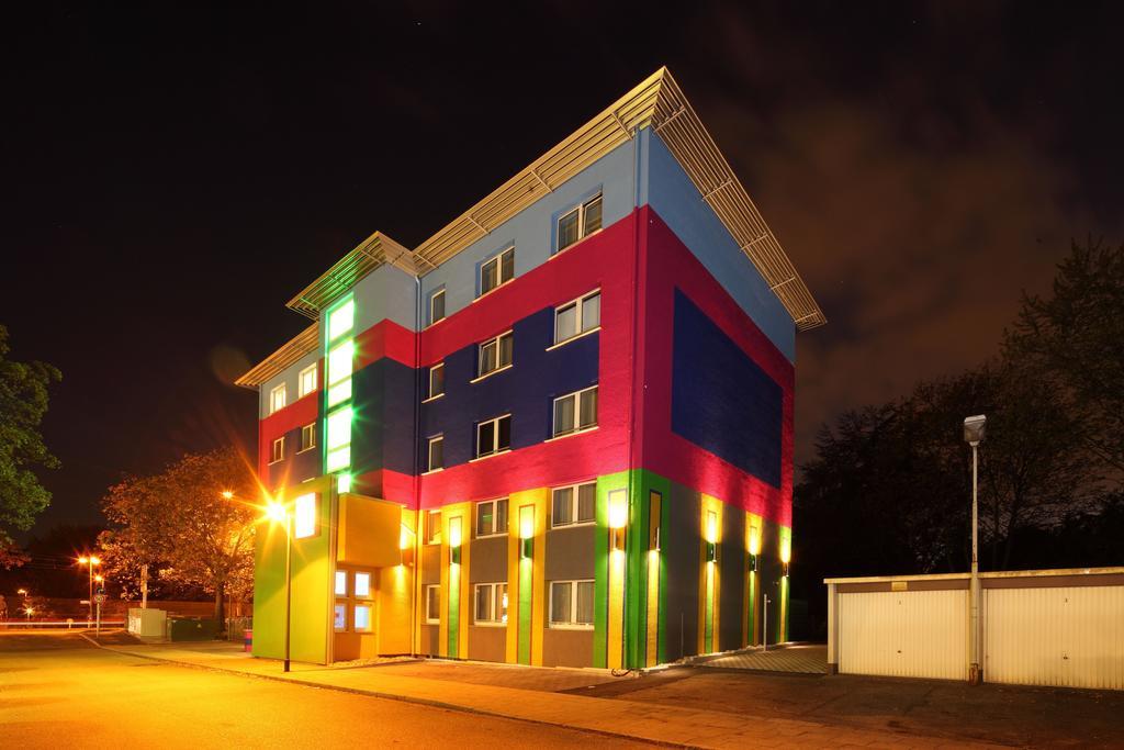 Petul Apart Hotel City Garden إسن المظهر الخارجي الصورة