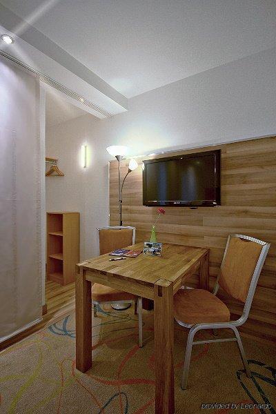 Petul Apart Hotel City Garden إسن المظهر الخارجي الصورة