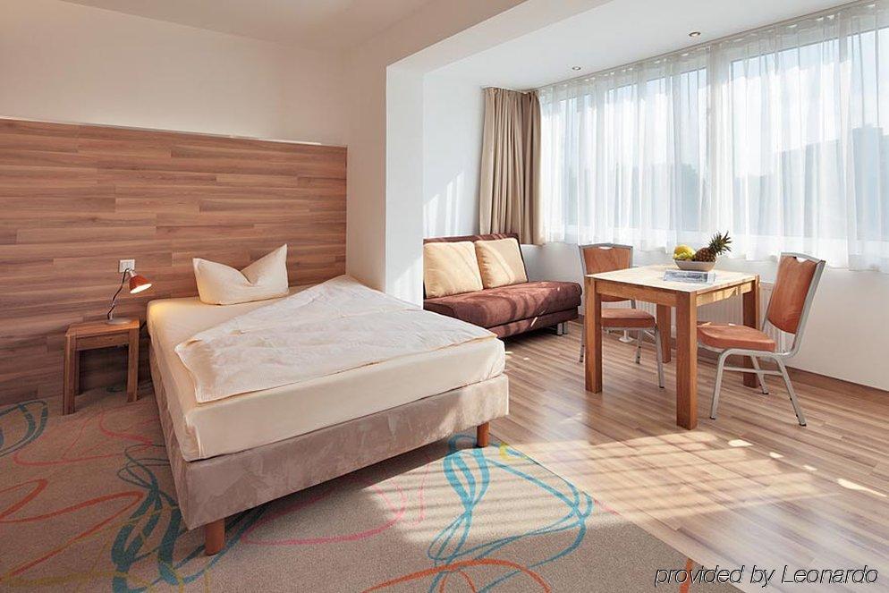 Petul Apart Hotel City Garden إسن الغرفة الصورة