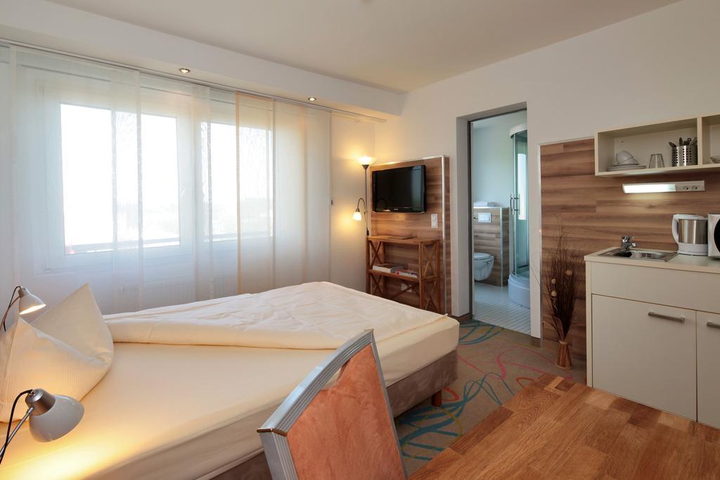 Petul Apart Hotel City Garden إسن المظهر الخارجي الصورة