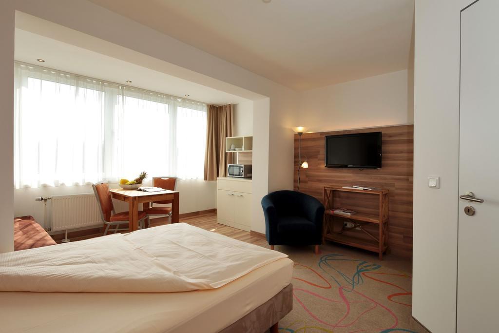 Petul Apart Hotel City Garden إسن المظهر الخارجي الصورة
