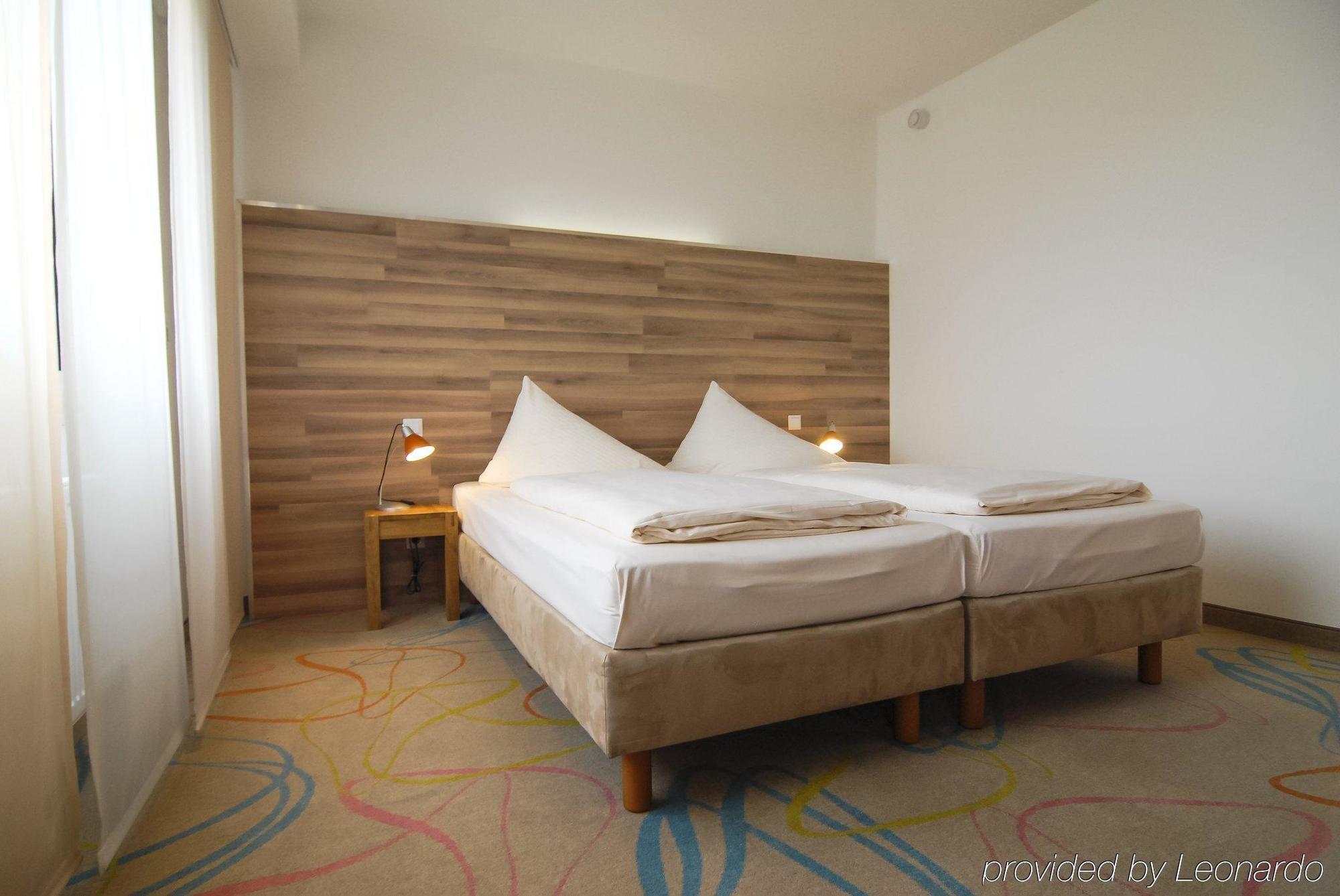 Petul Apart Hotel City Garden إسن المظهر الخارجي الصورة