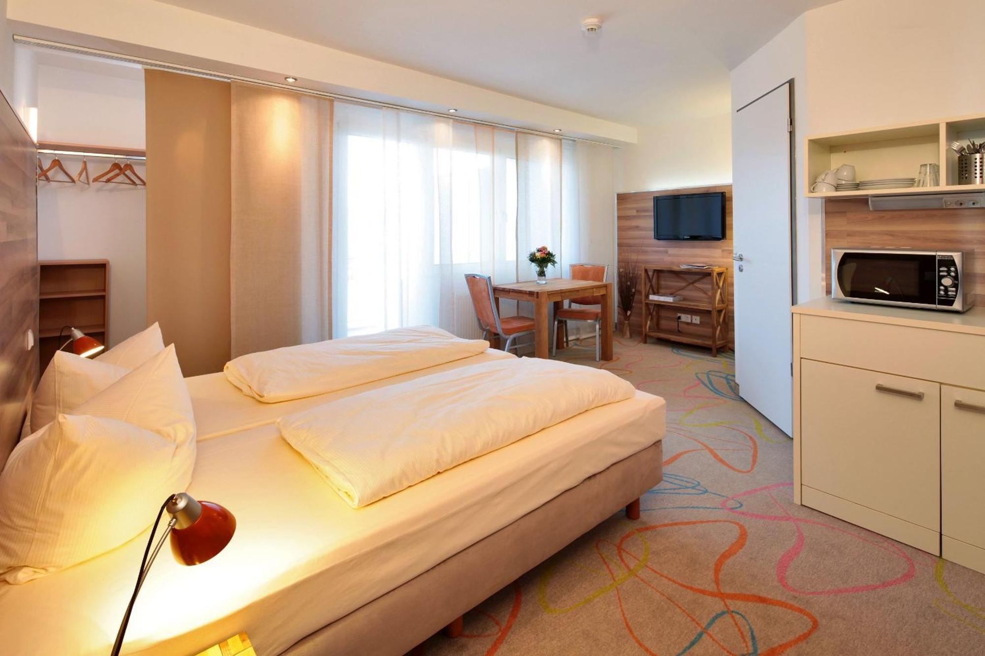 Petul Apart Hotel City Garden إسن المظهر الخارجي الصورة