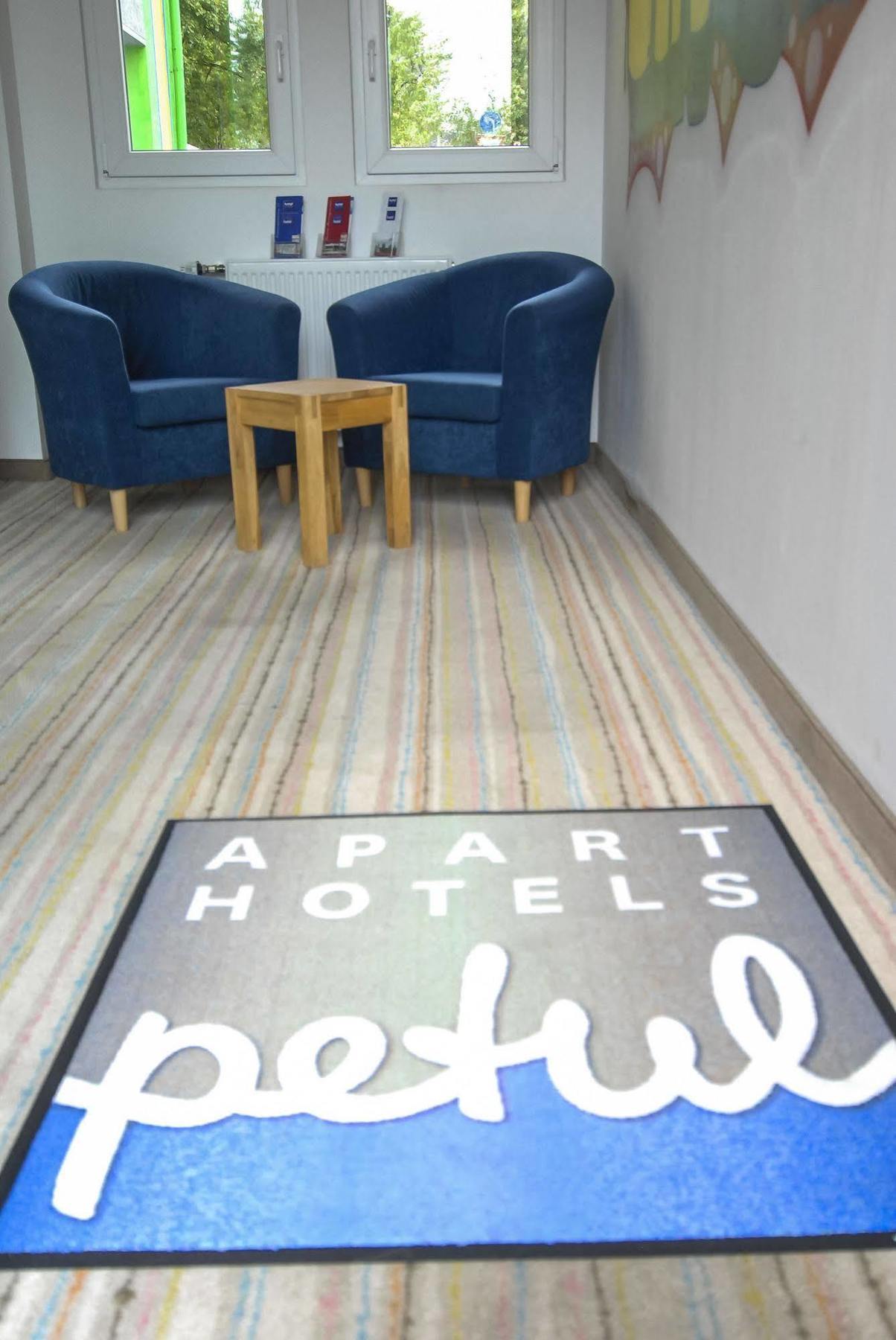 Petul Apart Hotel City Garden إسن المظهر الخارجي الصورة