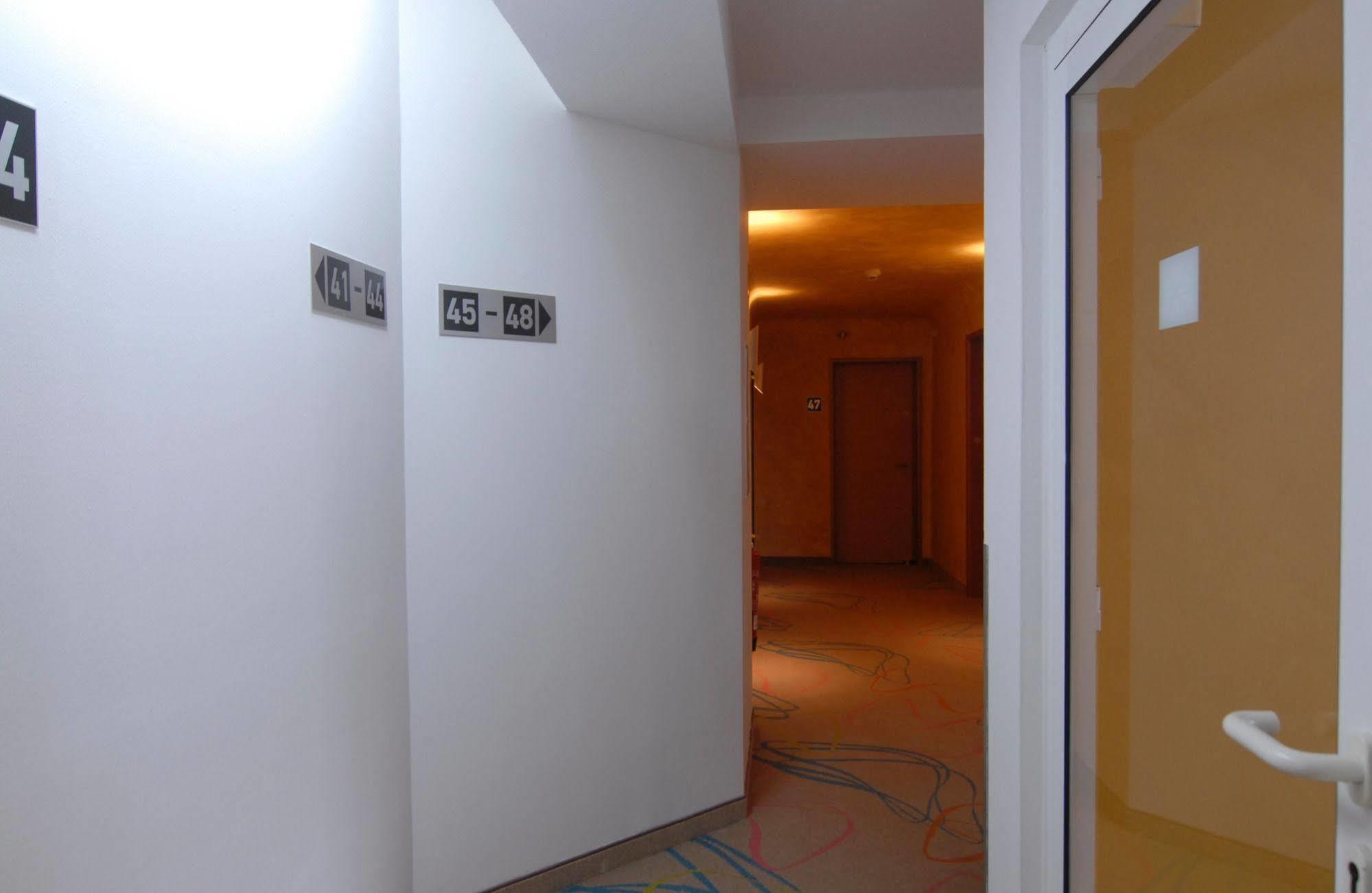 Petul Apart Hotel City Garden إسن المظهر الخارجي الصورة